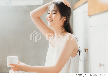 Beautiful woman, lovely, morning feel 63023453