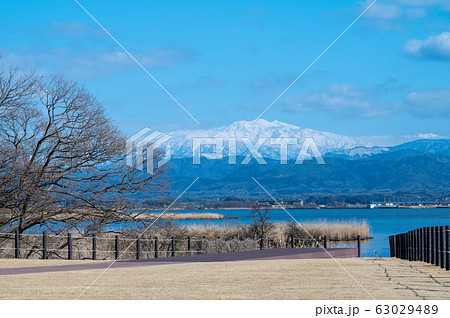 霊峰白山　加賀市　柴山潟　片山津温泉（2020年3月6日撮影） 63029489