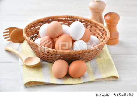 たまご 玉子 卵 タマゴ 鶏卵 イメージ の写真素材