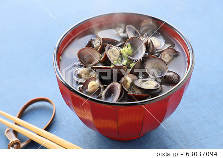 しじみの味噌汁 63037094