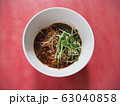 ジャージャー麵（炸醤麺） 63040858