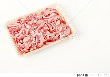 牛バラ肉の切り落とし 63045037