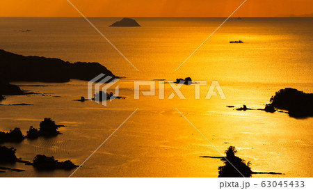 九十九島・石岳展望台の夕暮れ 九十九島・石岳展望台の夕暮れ 63045433