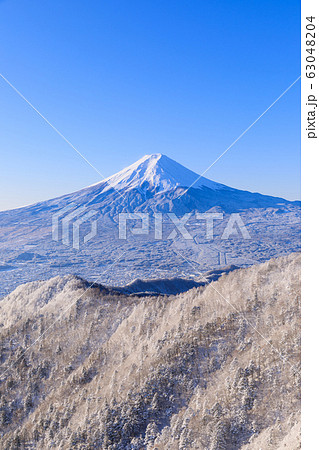 三ツ峠山から望む絶景富士 63048204