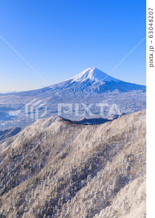 三ツ峠山から望む絶景富士 63048207