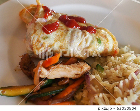 ピラフとオムレツ ピラフとオムレツ 63050904