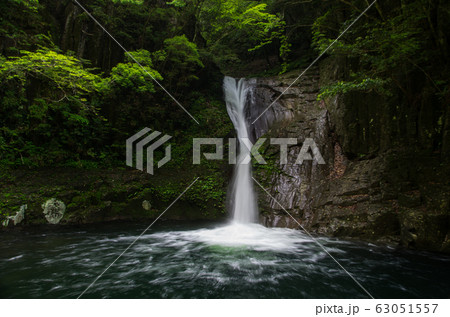 赤目四十八滝　布曳滝 63051557