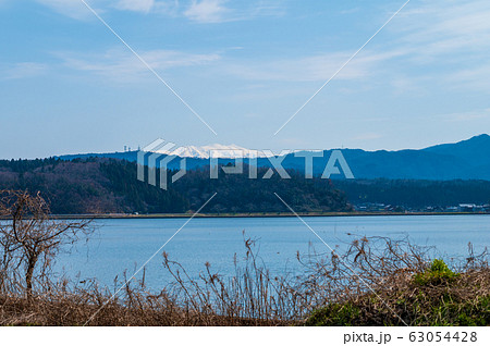 北潟湖と白山(2020年3月撮影)福井県あわら市 北潟湖と白山(2020年3月撮影)福井県あわら市 63054428