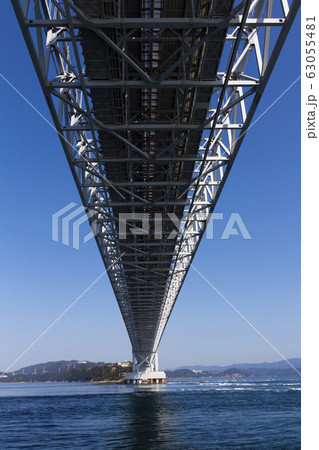 鳴門海峡と大鳴門橋 鳴門海峡と大鳴門橋 63055481