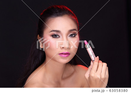 Beauty fashion portrait of Asian black hair woman 63058380