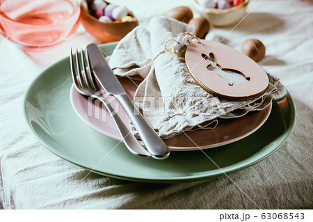 Easter table setting 63068543
