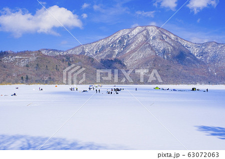 赤城大沼の氷上穴釣り3 赤城大沼の氷上穴釣り3 63072063