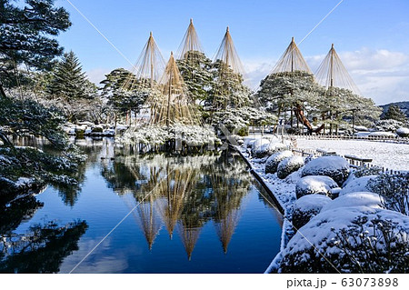 雪の兼六園 雪の兼六園 63073898