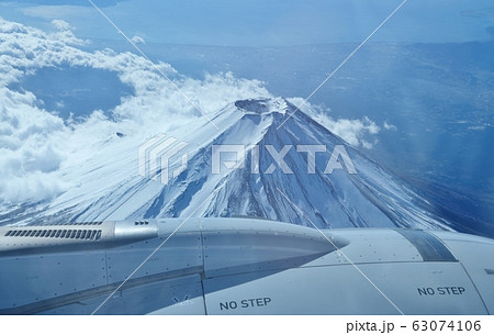 機上から見た富士山 機上から見た富士山 63074106