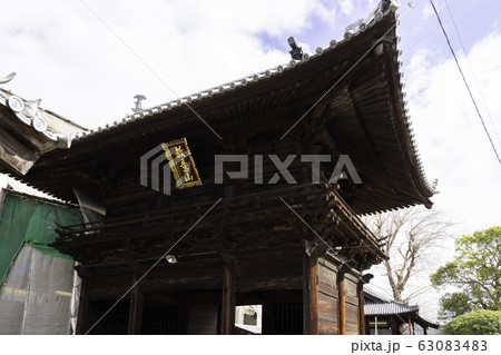 備前福岡　妙興寺　仁王門　岡山県瀬戸内市 63083483