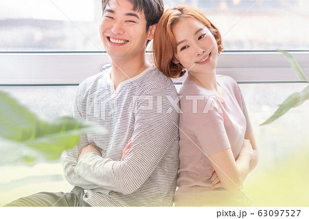 恋人 夫婦 男女 63097527
