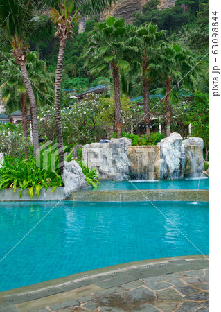 Swimming pool Swimming pool 63098844