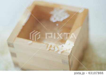 米 収穫 精米 農家 升 米 収穫 精米 農家 升 63107866
