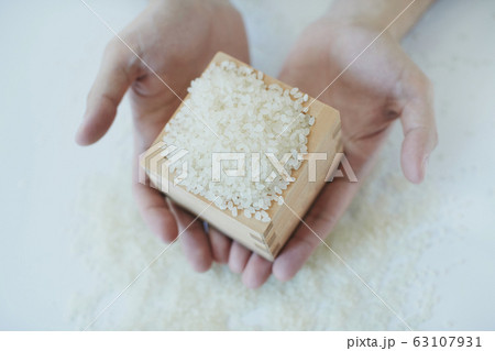 米 収穫 精米 農家 升 63107931