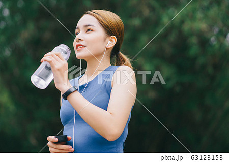 Fitness, sport, yoga 63123153