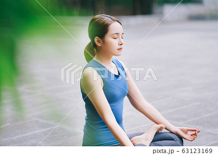 Fitness, sport, yoga 63123169