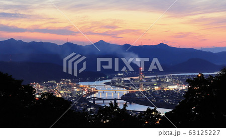 寺山いこいの広場から見るマジックアワーの薩摩川内市 寺山いこいの広場から見るマジックアワーの薩摩川内市 63125227