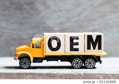 Truck hold letter block in word OEM 63126896
