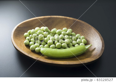ウスイエンドウ豆の写真素材
