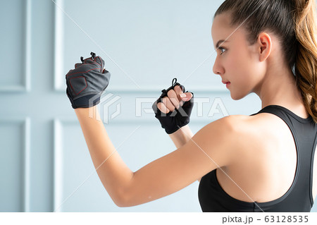 女性 美人 人物 ボクシング ダイエット 元気 スポーツ 運動 女性 美人 人物 ボクシング ダイエット 元気 スポーツ 運動 63128535