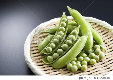 ウスイエンドウ豆の写真素材