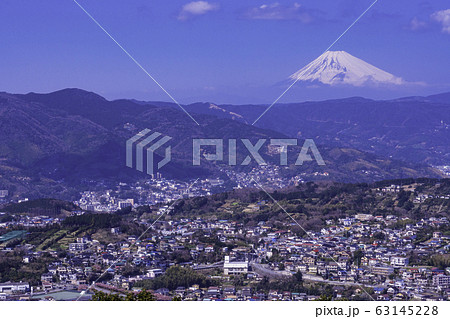 (静岡県)東伊豆・小室山から望む富士山 (静岡県)東伊豆・小室山から望む富士山 63145228