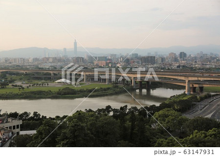 台北・黄昏の風景（圓山大飯店からの景色） 63147931