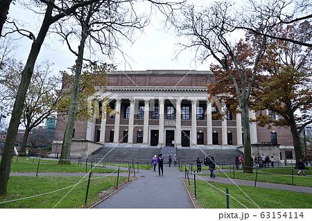 ハーバード大学 ワイドナー記念図書館 63154114
