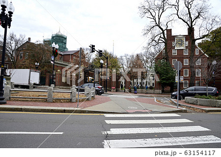 ハーバード大学の正門 ジョンストンゲート ハーバード大学の正門 ジョンストンゲート 63154117