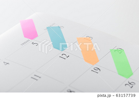 カレンダーと付箋 カレンダーと付箋 63157739