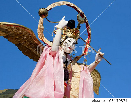 八代妙見祭 笠鉾を飾る迦陵頻伽 (かりょうびんが) 熊本県八代市 八代妙見祭 笠鉾を飾る迦陵頻伽 (かりょうびんが) 熊本県八代市 63159371