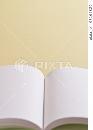 白いページの本 白いページの本 63162320