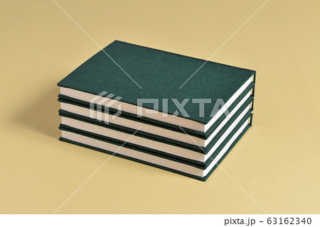 四冊の本 四冊の本 63162340