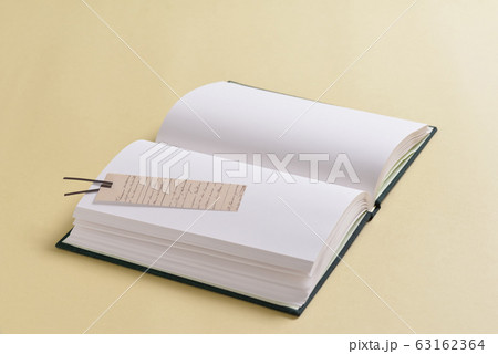 白いページの本 63162364