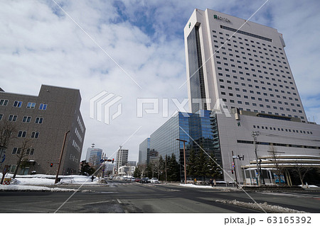 札幌 北1条・宮の沢通 街風景(西11丁目 ロイトン札幌付近) 札幌 北1条・宮の沢通 街風景(西11丁目 ロイトン札幌付近) 63165392