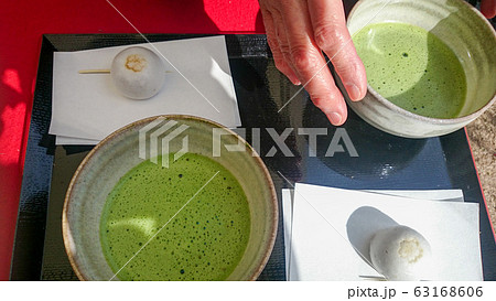会津若松 茶室麟閣 抹茶をいただく風景 会津若松 茶室麟閣 抹茶をいただく風景 63168606