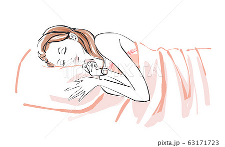 眠る女性　暖色のリネン 63171723