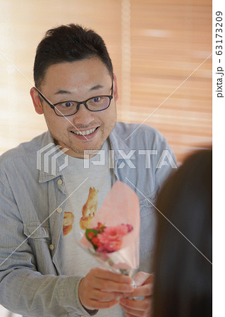 花の贈り物 花の贈り物 63173209