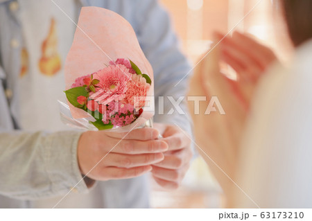 花の贈り物 花の贈り物 63173210