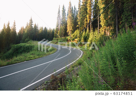 beautiful mountain road 63174851