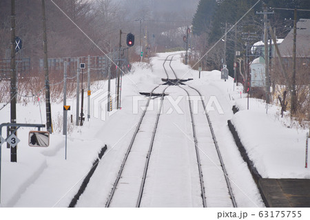 早春の北海道黒松内町JR黒松内駅の風景を撮影 63175755