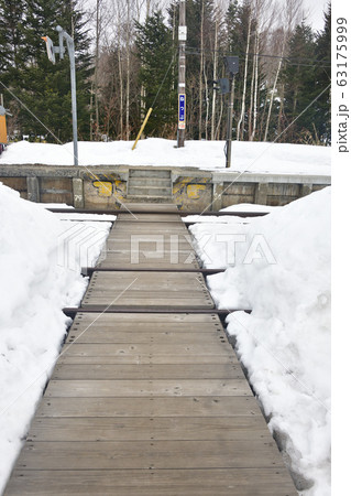早春の北海道黒松内町JR熱郛駅の風景を撮影 早春の北海道黒松内町JR熱郛駅の風景を撮影 63175999