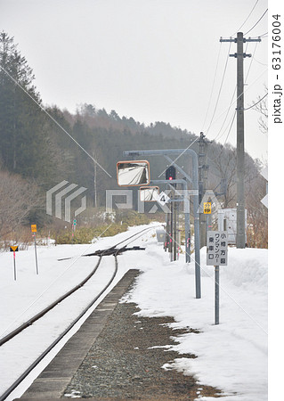 早春の北海道黒松内町JR熱郛駅の風景を撮影 早春の北海道黒松内町JR熱郛駅の風景を撮影 63176004