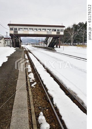 早春の北海道蘭越町JR蘭越駅の風景を撮影 早春の北海道蘭越町JR蘭越駅の風景を撮影 63176322