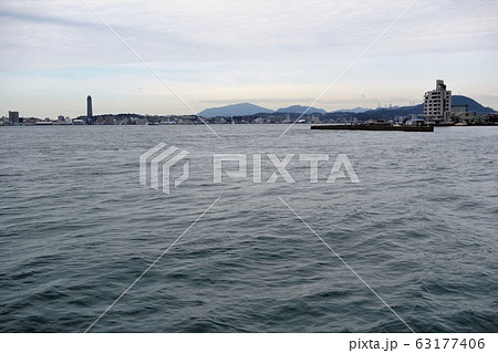 九州(門司区小森江付近)から見る関門海峡の風景 九州(門司区小森江付近)から見る関門海峡の風景 63177406